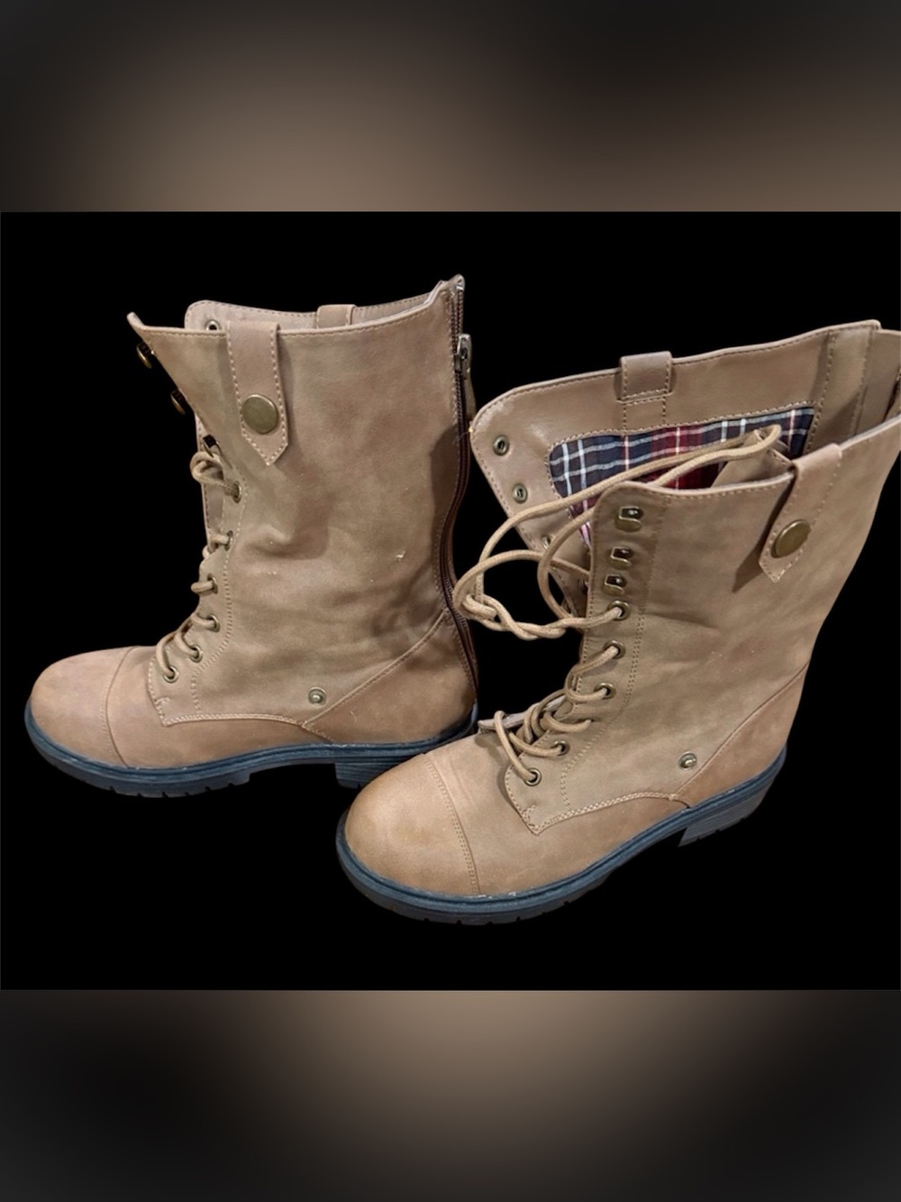 #640. Torrid boots